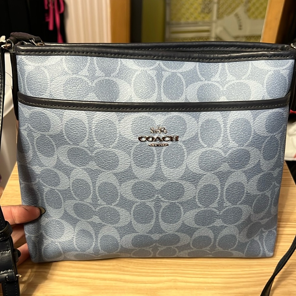 New with tags coach over the shoulder handbag